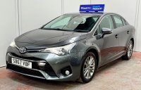 TOYOTA AVENSIS