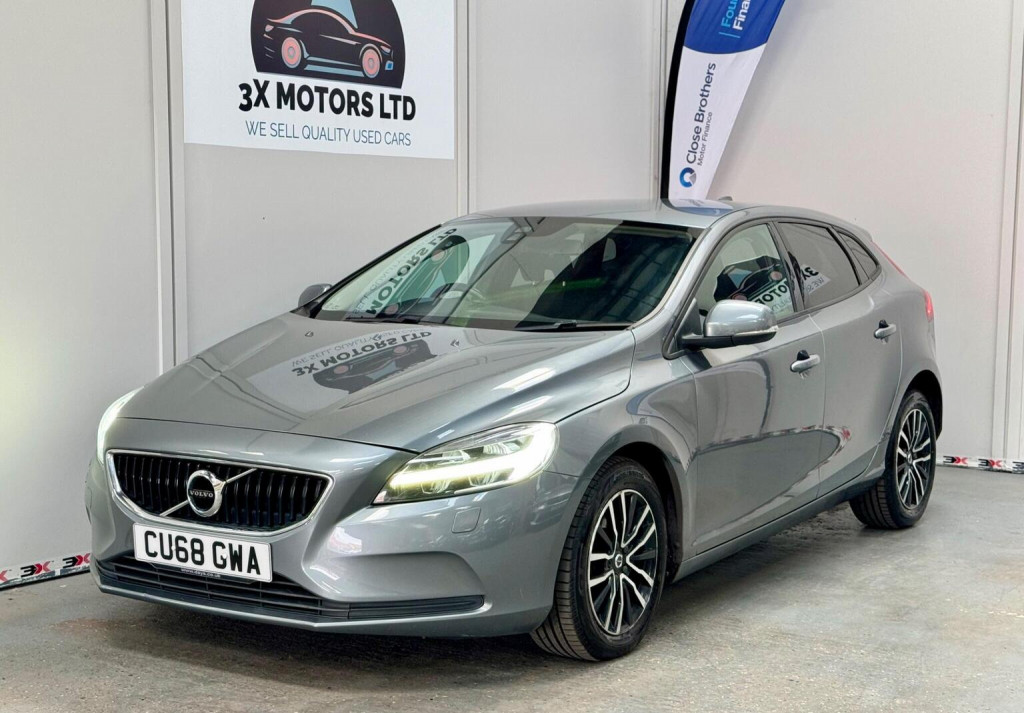 2018 Volvo V40