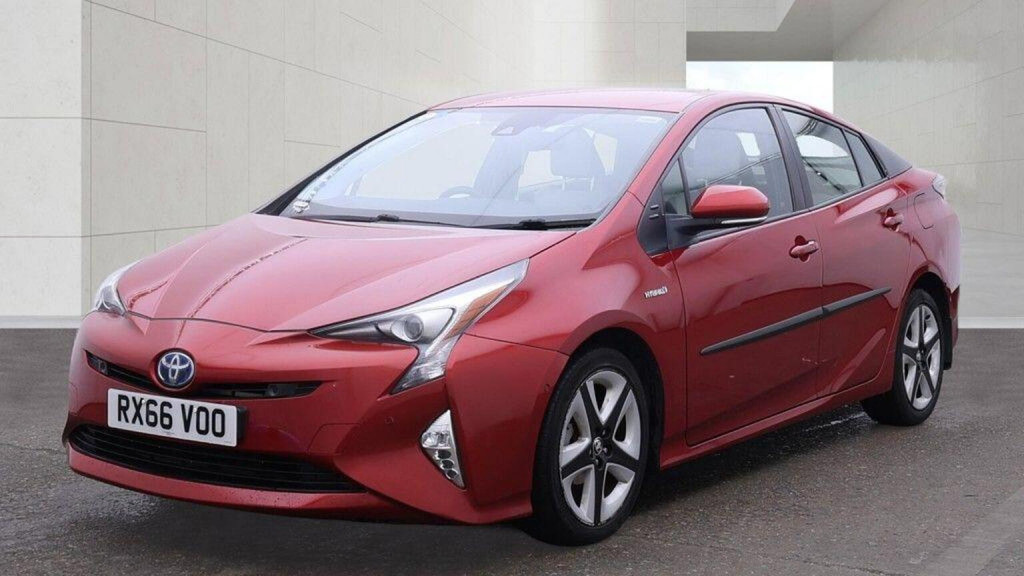 2016 Toyota PRIUS